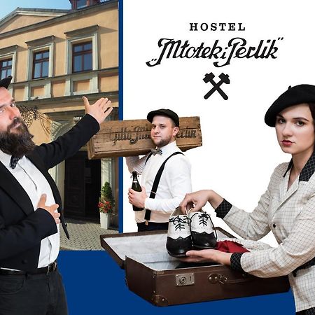 Hostel Mlotek I Perlik Tarnowskie Góry Buitenkant foto