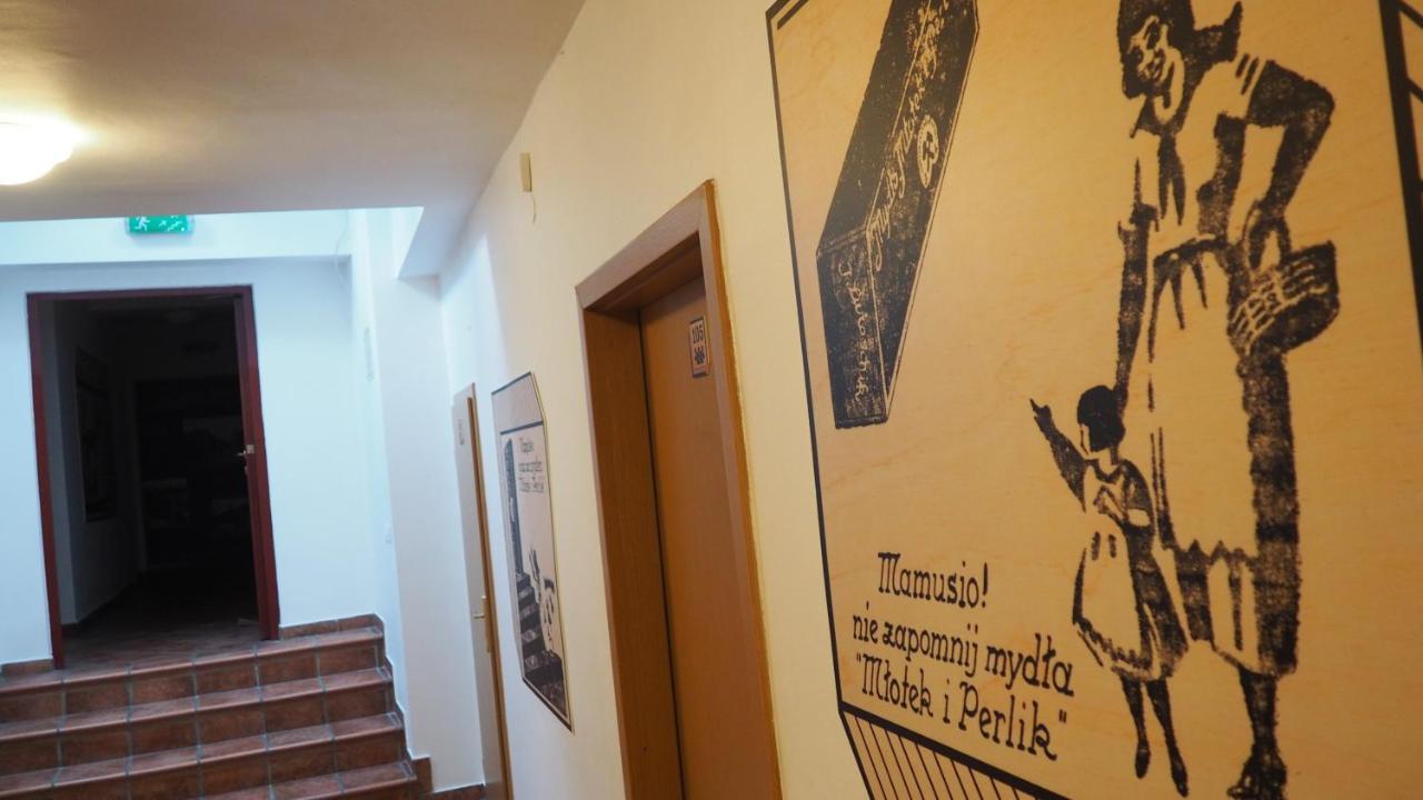 Hostel Mlotek I Perlik Tarnowskie Góry Buitenkant foto