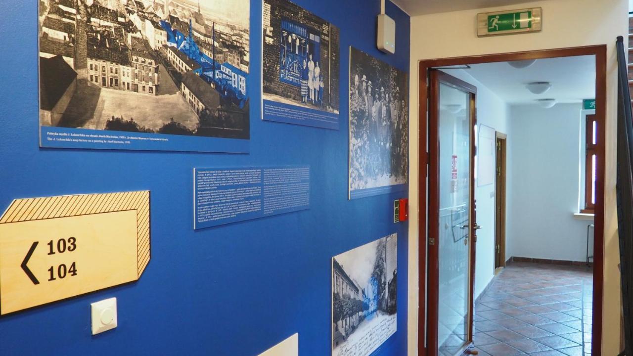 Hostel Mlotek I Perlik Tarnowskie Góry Buitenkant foto