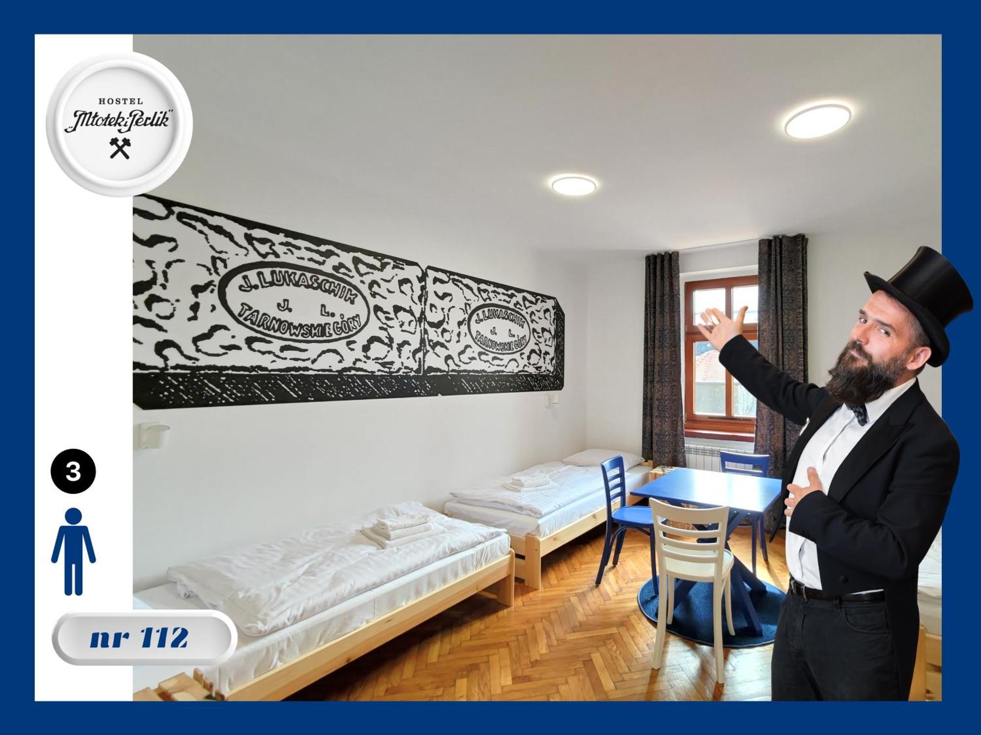 Hostel Mlotek I Perlik Tarnowskie Góry Buitenkant foto