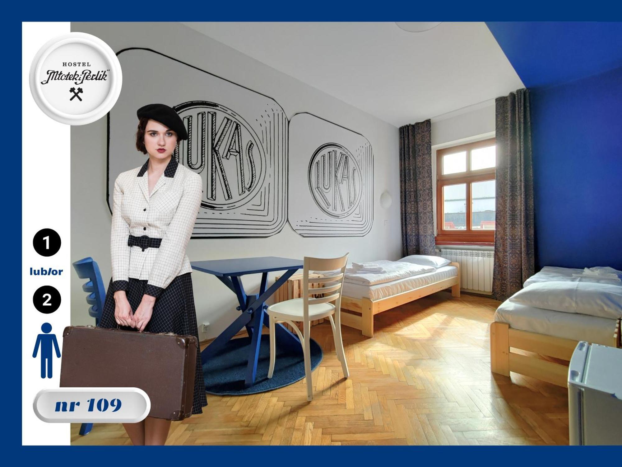 Hostel Mlotek I Perlik Tarnowskie Góry Buitenkant foto